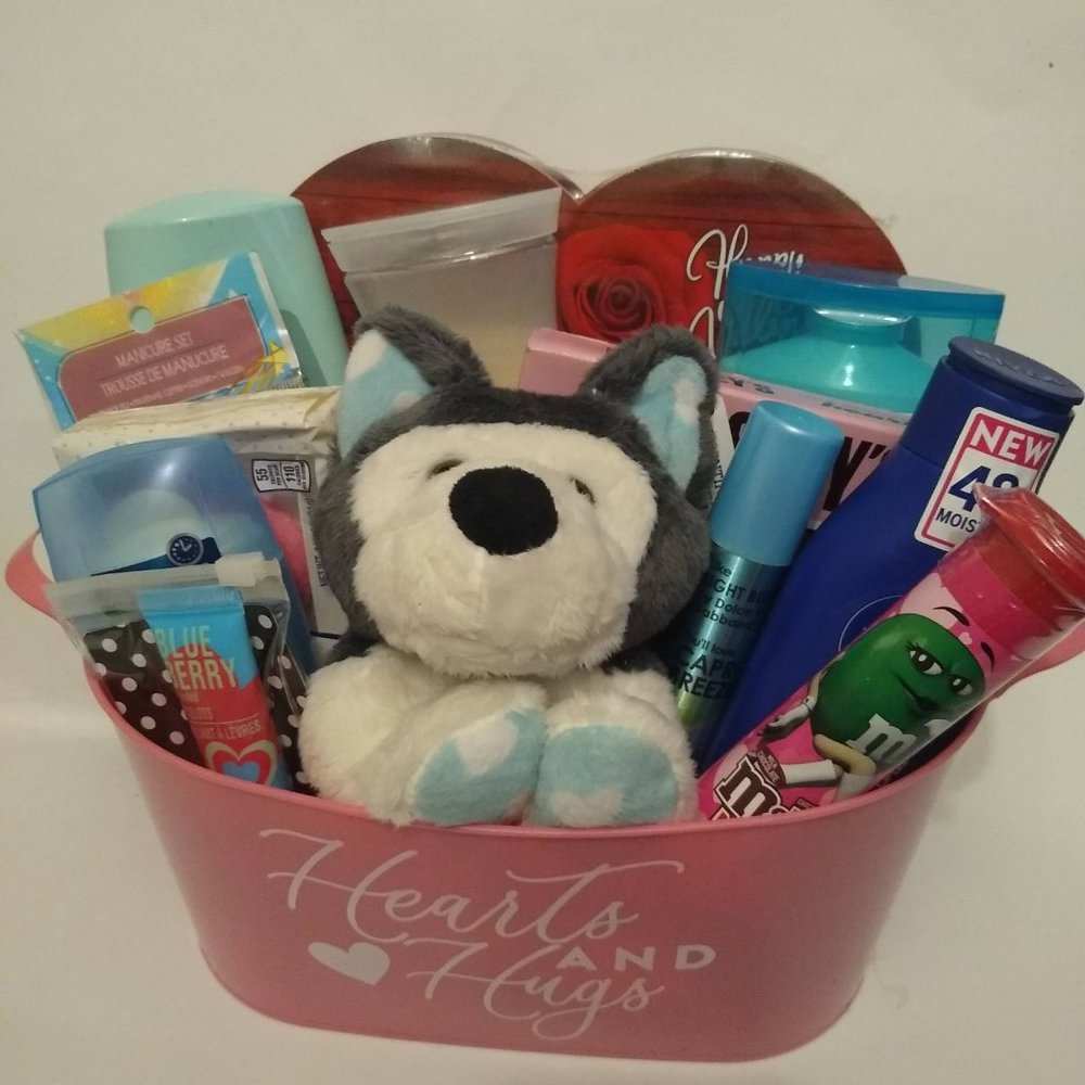 L'oreal Bath and Body Valentine Gift Basket